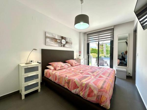 Chalet en Barrio Villamartín-Las Filipinas