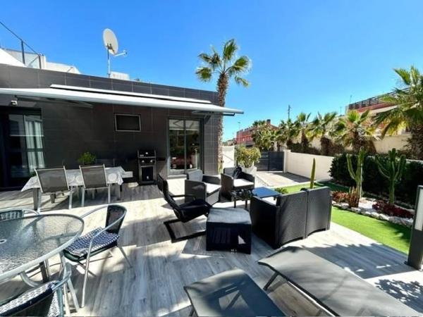 Chalet en Barrio Villamartín-Las Filipinas