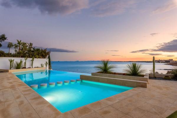 Chalet en Barrio Cabo Roig