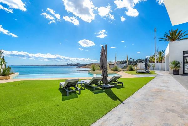 Chalet en Barrio Cabo Roig