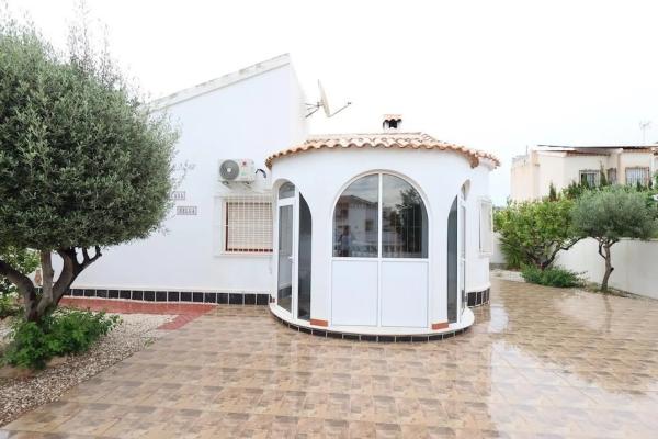 Chalet en Barrio Los Almendros-La Florida