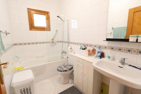 Chalet en Barrio Los Almendros-La Florida
