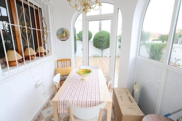 Chalet en Barrio Los Almendros-La Florida