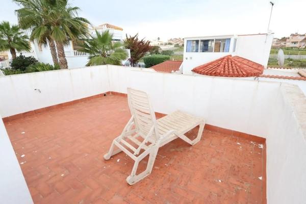 Chalet en Barrio Los Almendros-La Florida