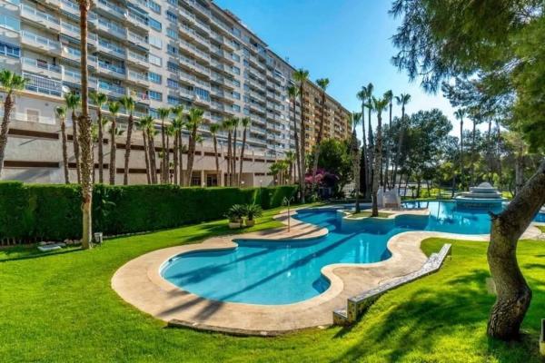 Piso en Barrio Campoamor