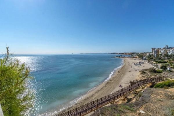 Piso en Barrio Campoamor