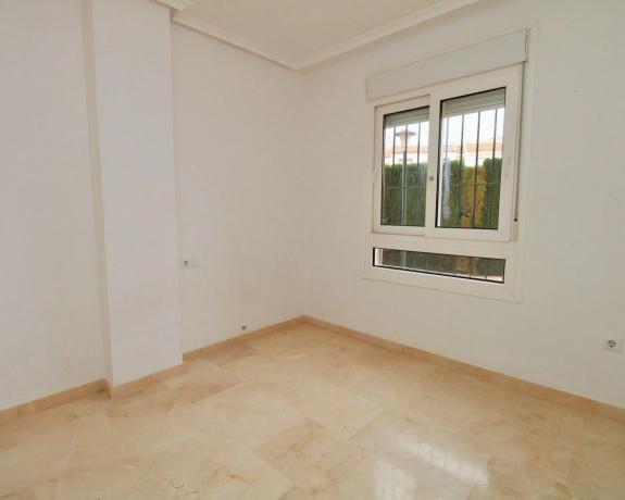 Piso en calle los Geraneos, 15