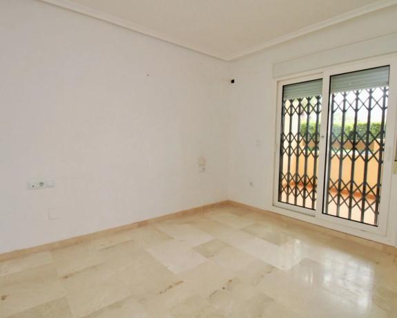 Piso en calle los Geraneos, 15