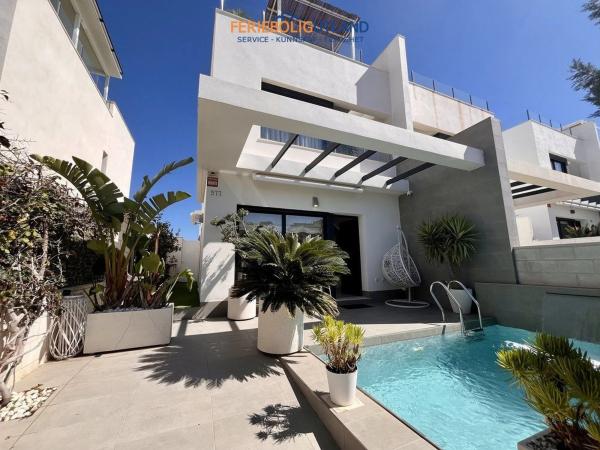 Chalet adosado en calle Guadiana