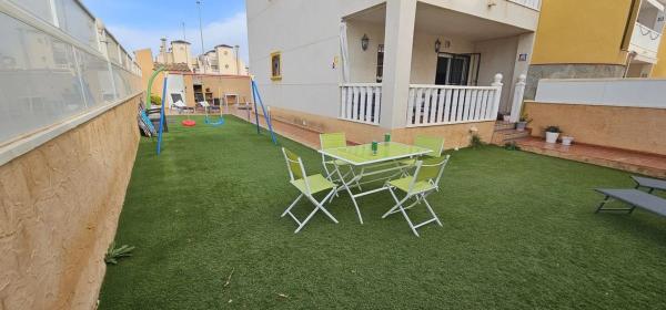 Piso en calle Cabo de Gata