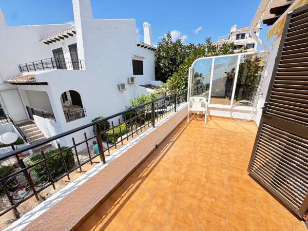 Chalet en calle el Poniente