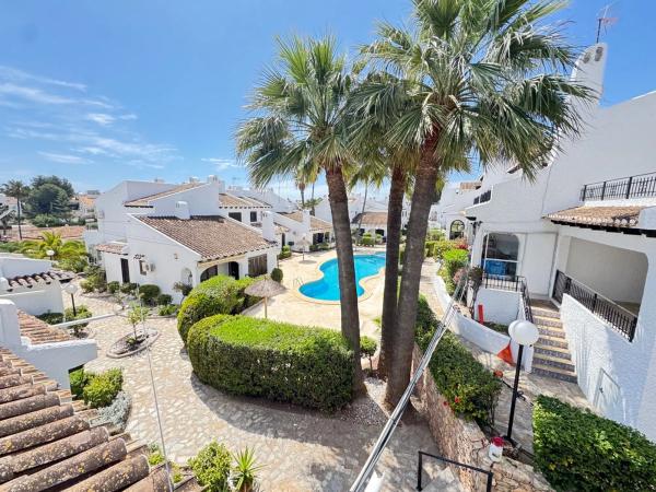 Chalet en calle el Poniente