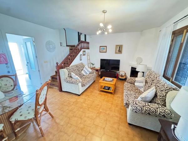 Chalet en calle el Poniente