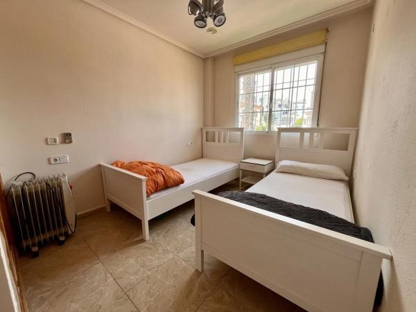 Chalet en Barrio La Zenia
