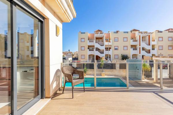 Chalet en calle Granate