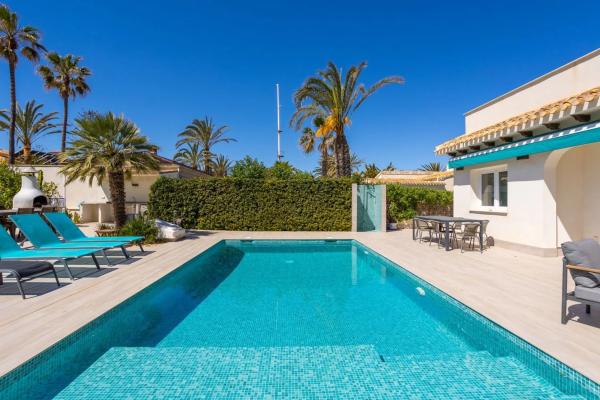 Chalet en calle Violetas