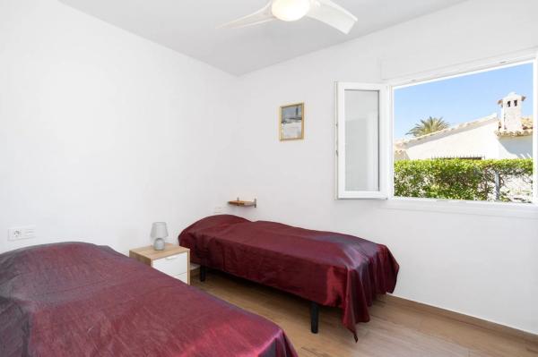 Chalet en calle Violetas