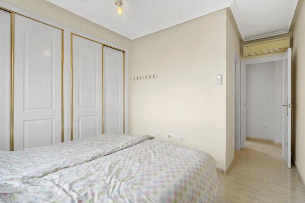 Chalet en calle Estragón, 3