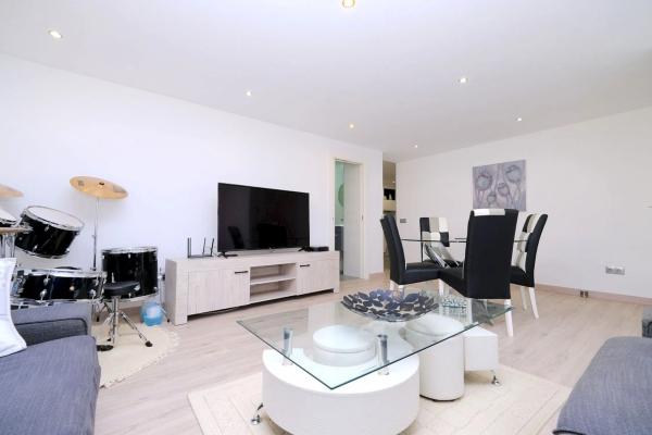 Chalet en Barrio Los Balcones y los Altos