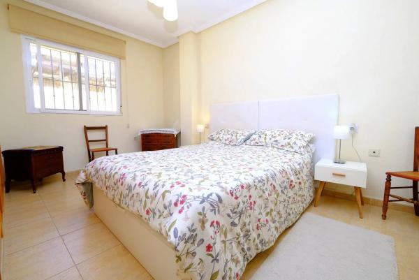 Chalet en Barrio Los Balcones y los Altos