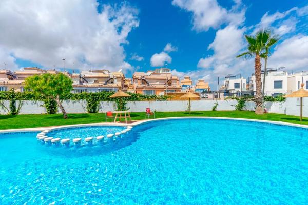 Chalet en Barrio Villamartín-Las Filipinas