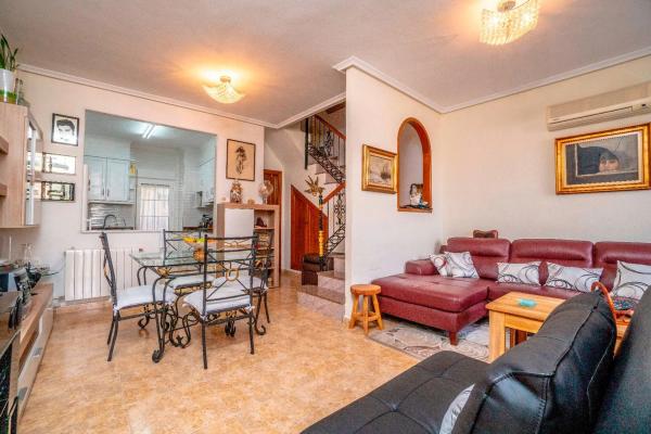 Chalet en Barrio Villamartín-Las Filipinas
