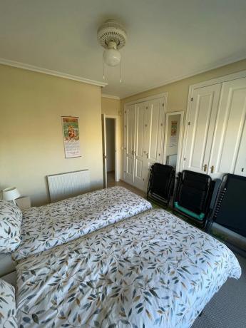 Chalet adosado en calle Sierra Morena, 9