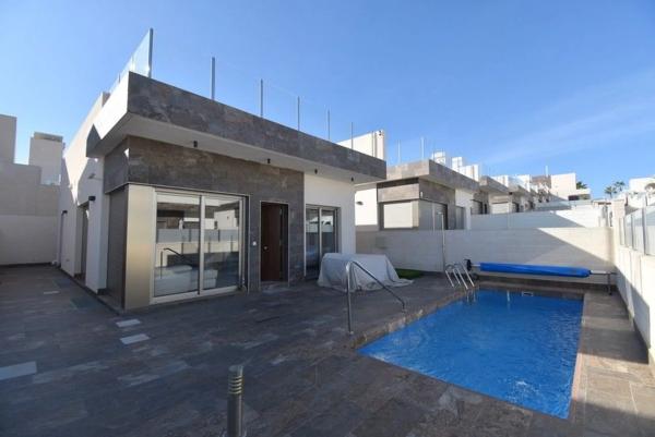 Chalet en Barrio Villamartín-Las Filipinas