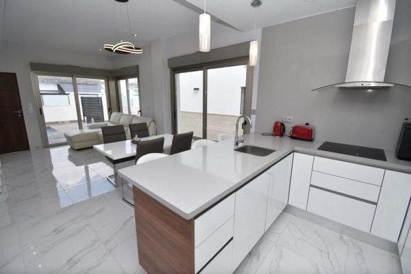Chalet en Barrio Villamartín-Las Filipinas
