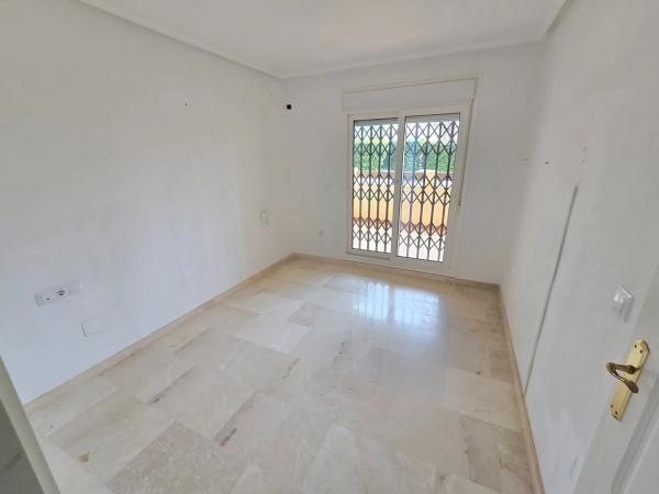 Piso en Barrio Los Almendros-La Florida