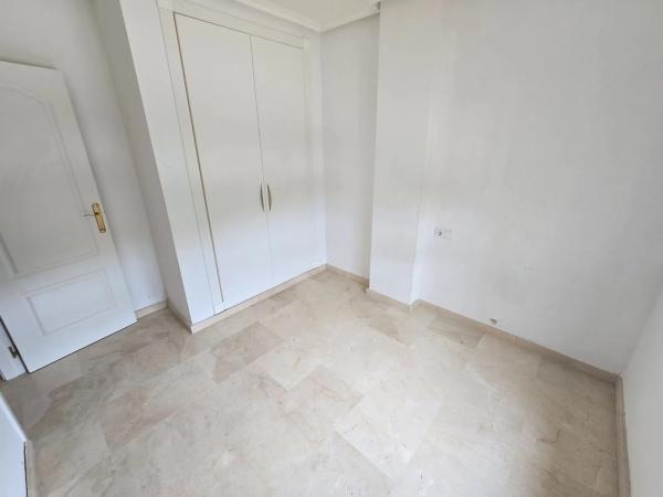 Piso en Barrio Los Almendros-La Florida