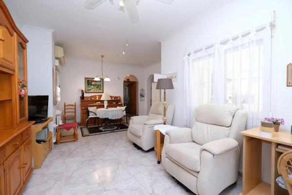 Chalet en Barrio Playa Flamenca
