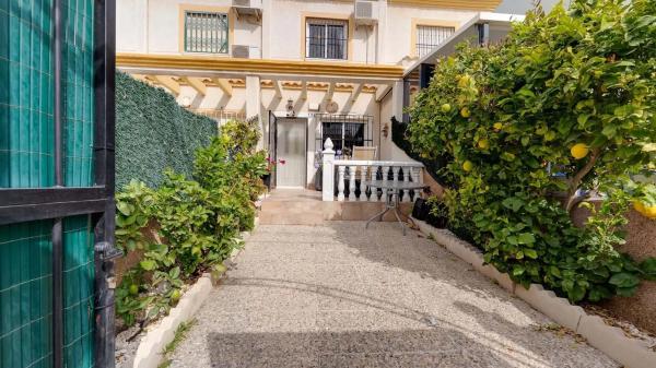 Chalet en Barrio Villamartín-Las Filipinas