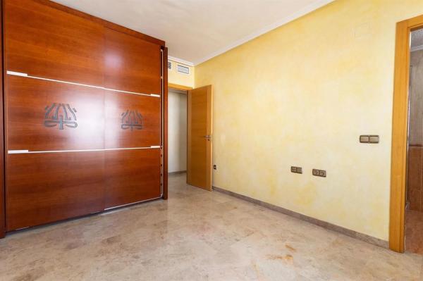 Piso en calle Prendimiento