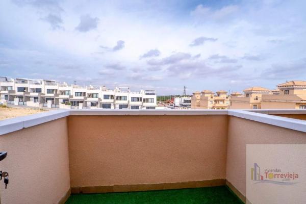 Dúplex en Barrio Villamartín-Las Filipinas
