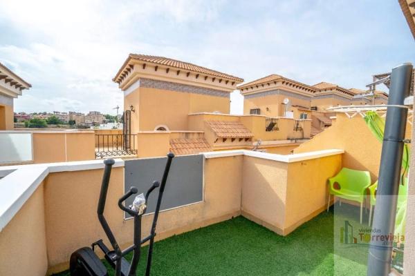 Dúplex en Barrio Villamartín-Las Filipinas