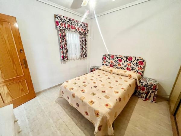 Chalet adosado en calle Pino Carrasco