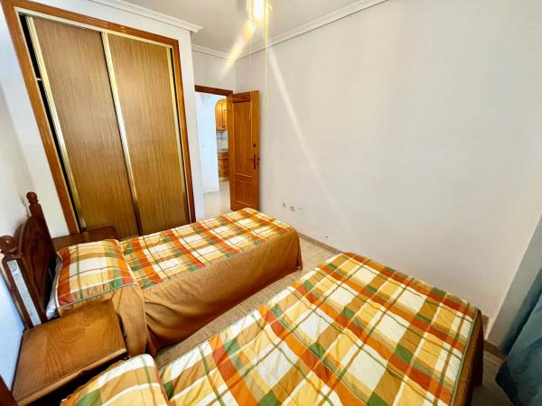 Chalet adosado en calle Pino Carrasco