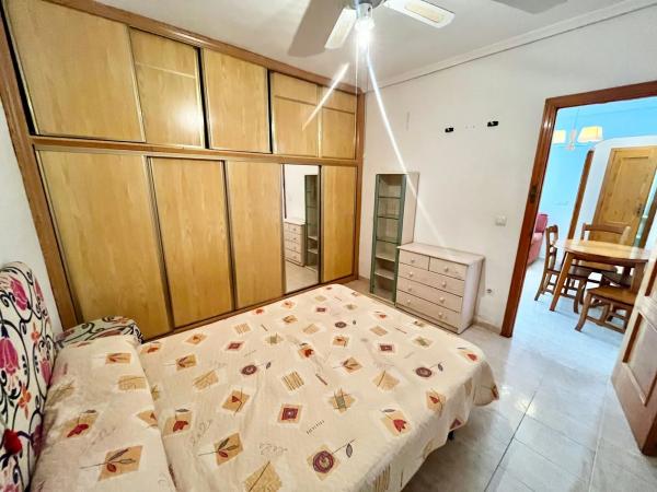Chalet adosado en calle Pino Carrasco