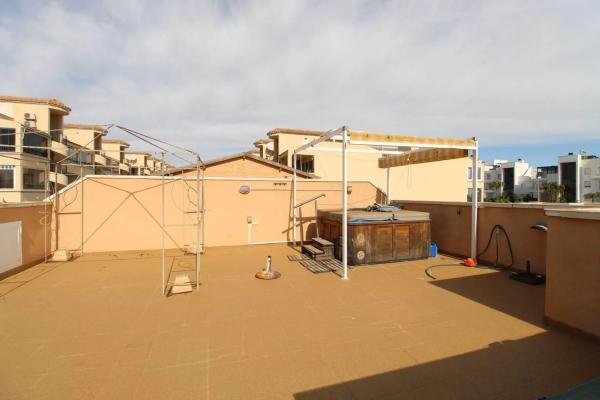 Chalet adosado en calle Abdelacies