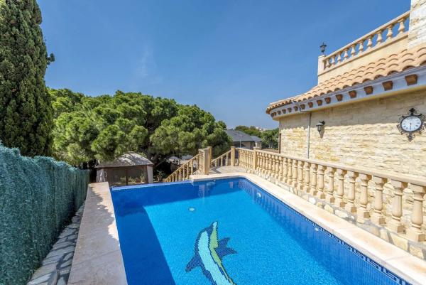 Chalet en Barrio Campoamor