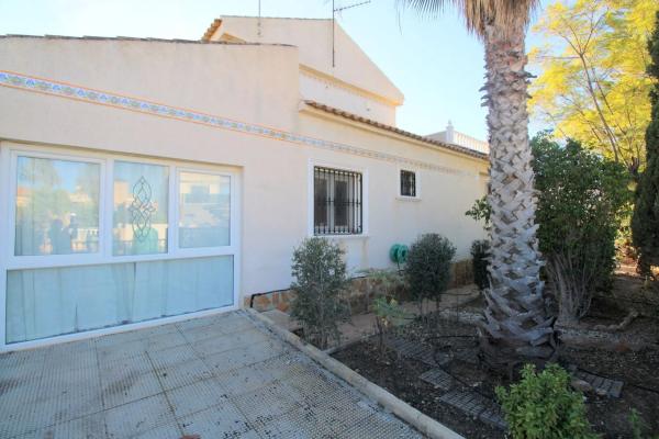 Chalet en Barrio La Regia