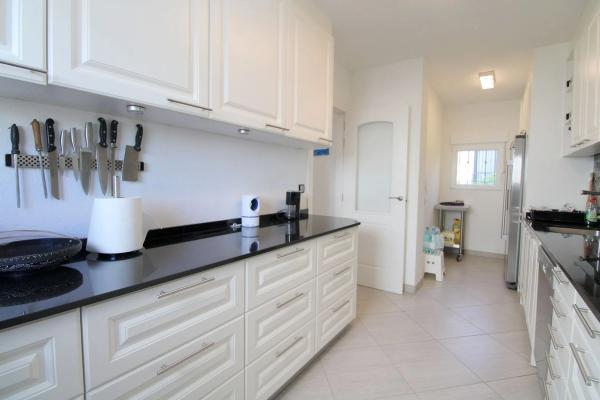 Chalet en Barrio Los Balcones y los Altos