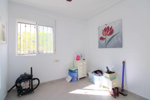 Chalet en Barrio Los Balcones y los Altos