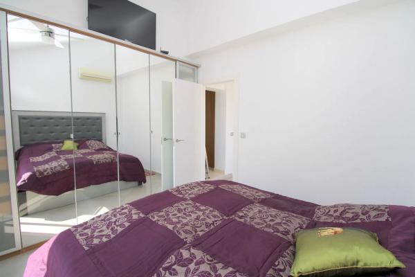 Chalet en Barrio Los Balcones y los Altos
