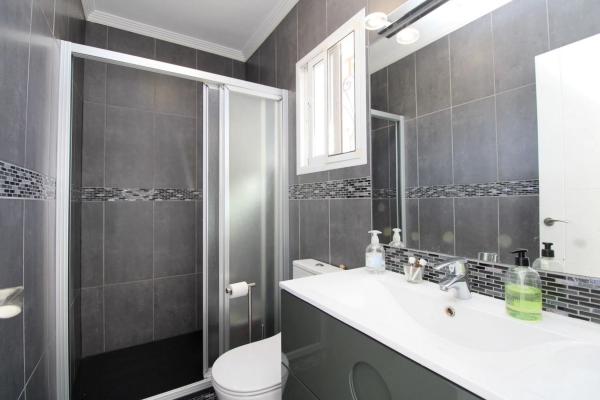 Chalet en Barrio Los Balcones y los Altos