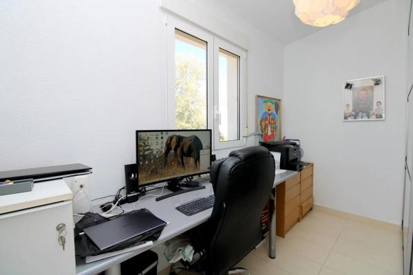 Chalet en Barrio Los Balcones y los Altos