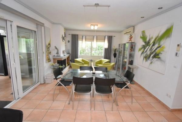 Chalet en Barrio Playa Flamenca