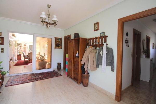 Chalet en Barrio Lomas de Cabo Roig-Los Dolses