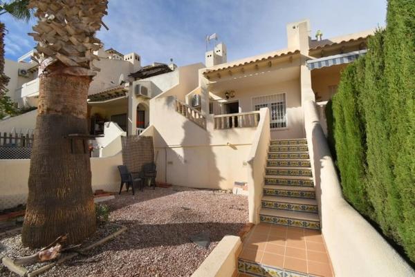 Chalet en Barrio Lomas de Campoamor-Las Ramblas